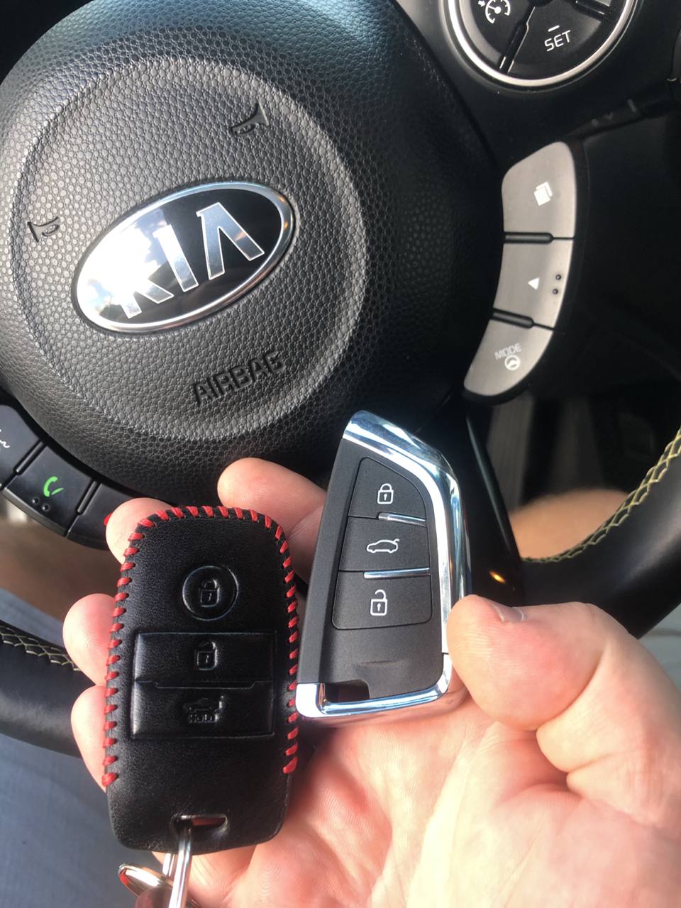 Как заменить батарейку в ключе Hyundai Solaris и Kia Rio (все поколения)